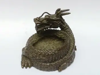 Surinkimo Senosios Kinijos Bronzos Drožyba Drakono Statula Smilkalų Bazę arba Peleninė Dovana